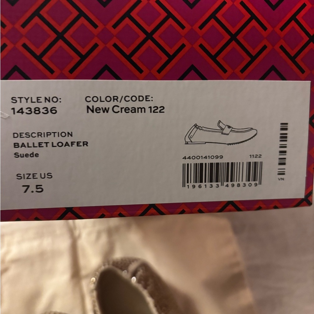 Tory Burch leather crystal Loafers in new cream size 7.5 - Picture 11 of 14